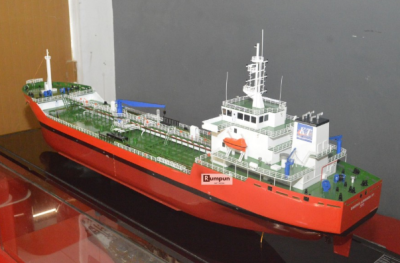 Miniatur Kapal Tanker Energi Armada 01