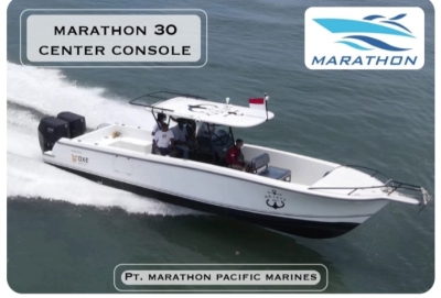Marathon 30 Center Console