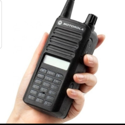 HT Motorola XIR C2660 Frek VHF/UHF - Handy Talkie