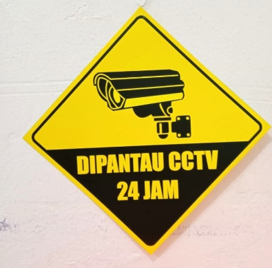SIGN STICKER K3 RAMBU SAFETY AREA INI DIPANTAU CCTV 24 JAM UK 15X15CM