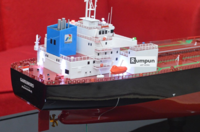 Miniatur Kapal Tanker Gamsunoro